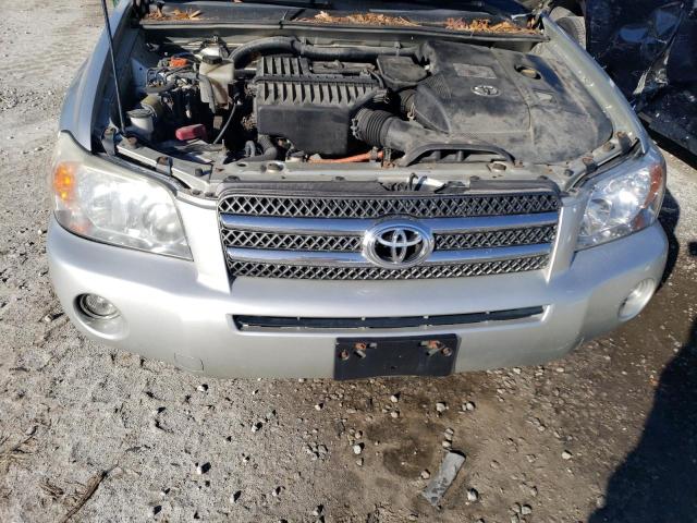 JTEEW21A060013178 - 2006 TOYOTA HIGHLANDER HYBRID SILVER photo 11