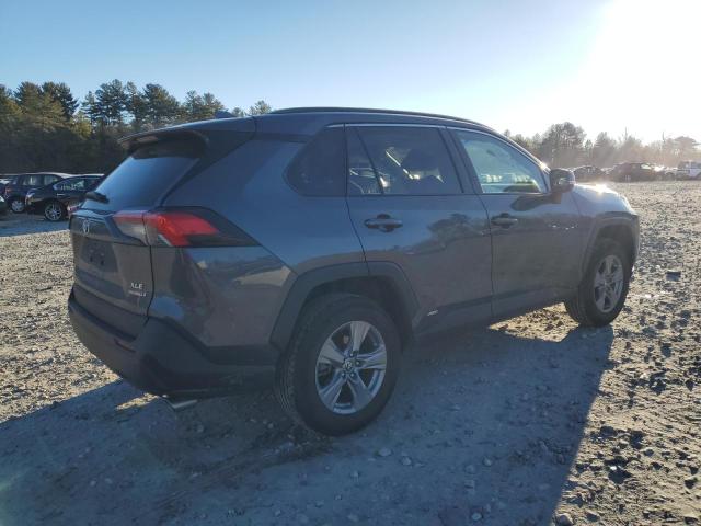 2T3RWRFV6NW137525 - 2022 TOYOTA RAV4 XLE GRAY photo 3