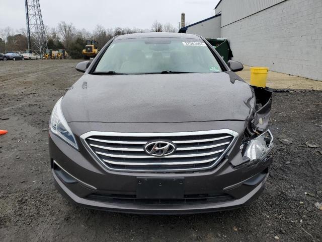 5NPE24AFXGH314066 - 2016 HYUNDAI SONATA SE BROWN photo 5