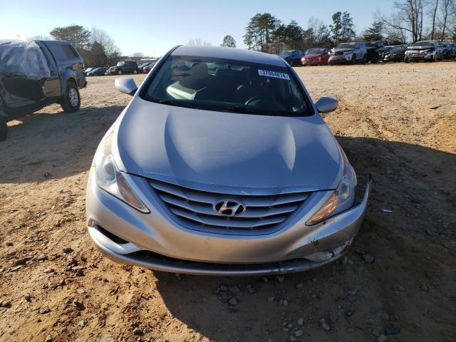 5NPEB4AC8BH182178 - 2011 HYUNDAI SONATA GLS SILVER photo 5