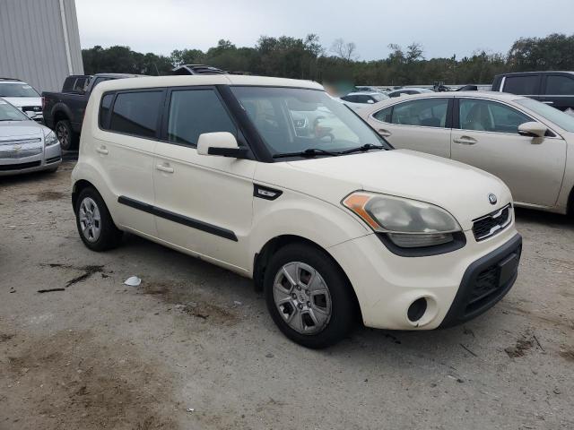 KNDJT2A59D7502603 - 2013 KIA SOUL CREAM photo 4