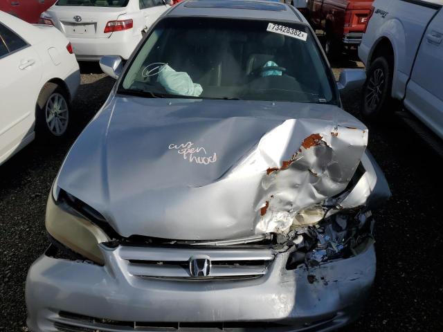 1HGCG165X2A059847 - 2002 HONDA ACCORD EX SILVER photo 11