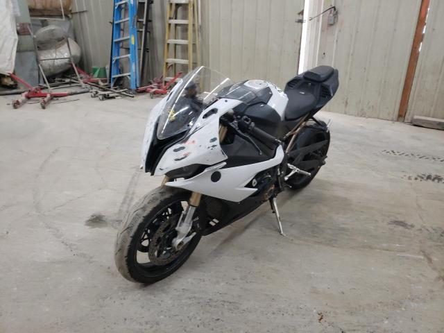 WB10E2304M6E66574 - 2021 BMW S 1000 RR WHITE photo 2