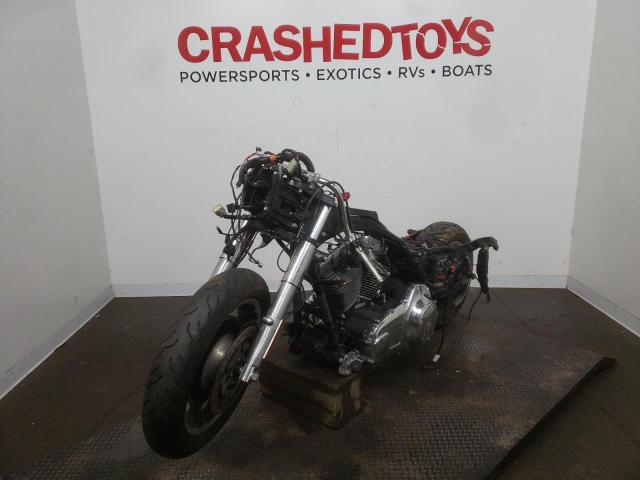 1HD1KH410AB607780 - 2010 HARLEY-DAVIDSON FLTRX 黑色 照片 2