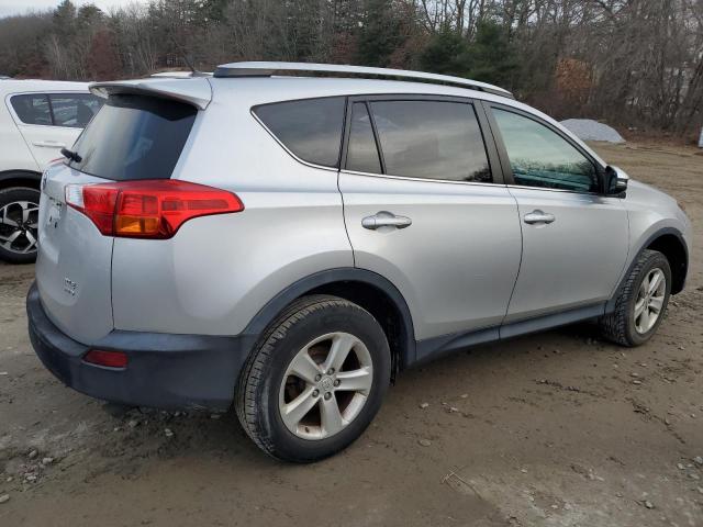 2T3RFREV0EW161272 - 2014 TOYOTA RAV4 XLE SILVER photo 3