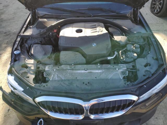 WBA5R7C53KAJ86574 - 2019 BMW 330XI Սև լուսանկար 11