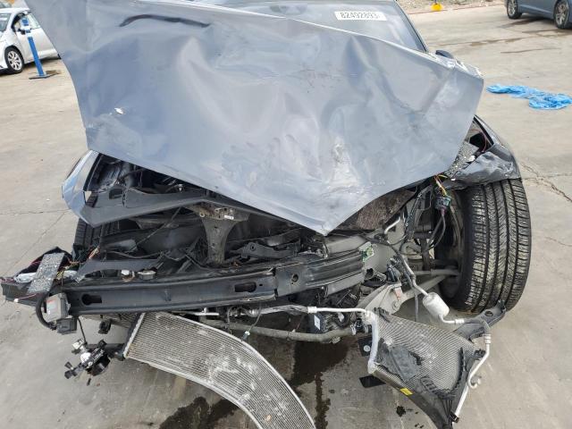 5YJSA1E44FF114701 - 2015 TESLA MODEL S ნაცრისფერი ფოტო 11