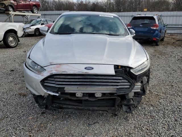 3FA6P0H77ER304009 - 2014 FORD FUSION SE SILVER photo 5