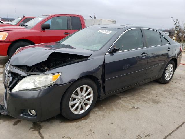 4T1BF3EK0BU228333 - 2011 TOYOTA CAMRY BASE GRAY photo 1