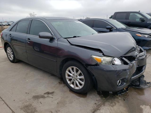 4T1BF3EK0BU228333 - 2011 TOYOTA CAMRY BASE GRAY photo 4