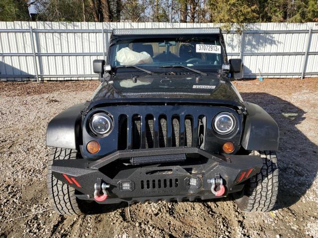 1J4BA3H13BL511072 - 2011 JEEP WRANGLER U BLACK photo 5