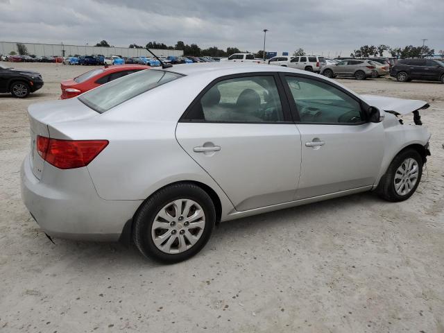 KNAFU4A28D5724076 - 2013 KIA FORTE EX SILVER photo 3