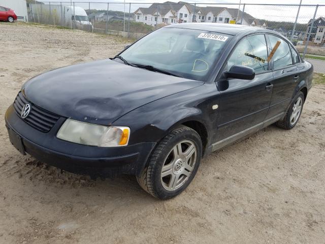 WVWPD23B2YE242413 - 2000 VOLKSWAGEN PASSAT GLX  photo 2