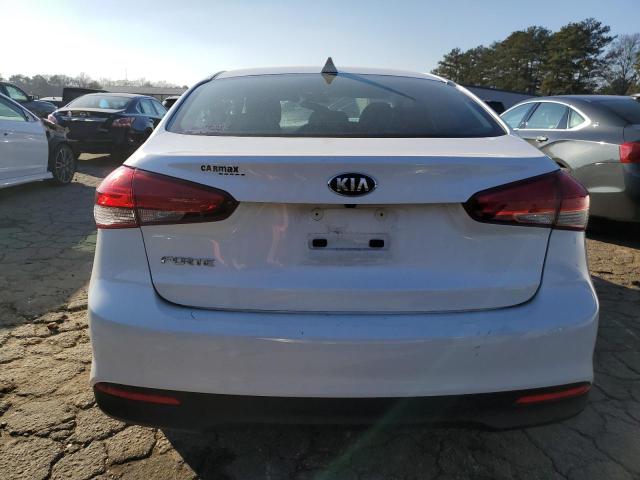 3KPFL4A78JE262037 - 2018 KIA FORTE LX WHITE photo 6