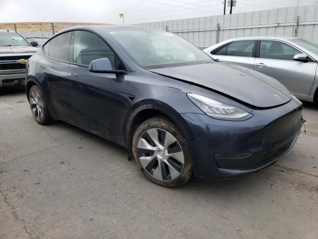 5YJYGDEE8LF016513 - 2020 TESLA MODEL Y GRAY photo 4