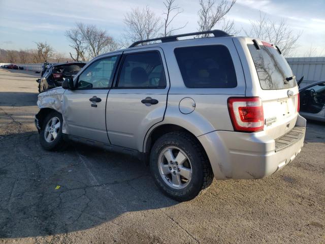 1FMCU9D71CKC54933 - 2012 FORD ESCAPE XLT SILVER photo 2