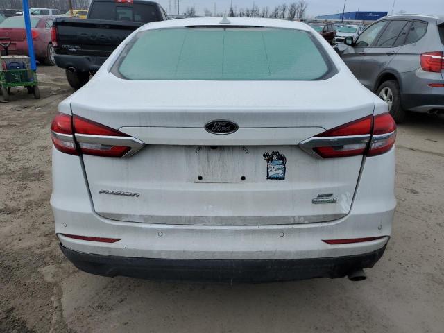 3FA6P0HDXLR225923 - 2020 FORD FUSION SE WHITE photo 6