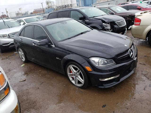 WDDGF7HB8DA835636 - 2013 MERCEDES-BENZ C 63 AMG BLACK photo 4