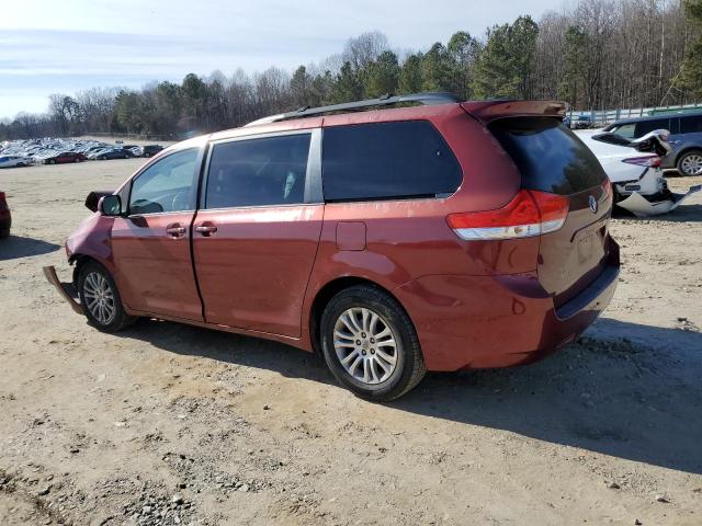 5TDYK3DC1CS228724 - 2012 TOYOTA SIENNA XLE RED photo 2