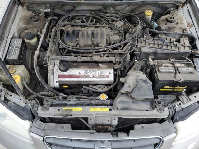 JN1CA31DX1T803429 - 2001 NISSAN MAXIMA GXE SILVER photo 11