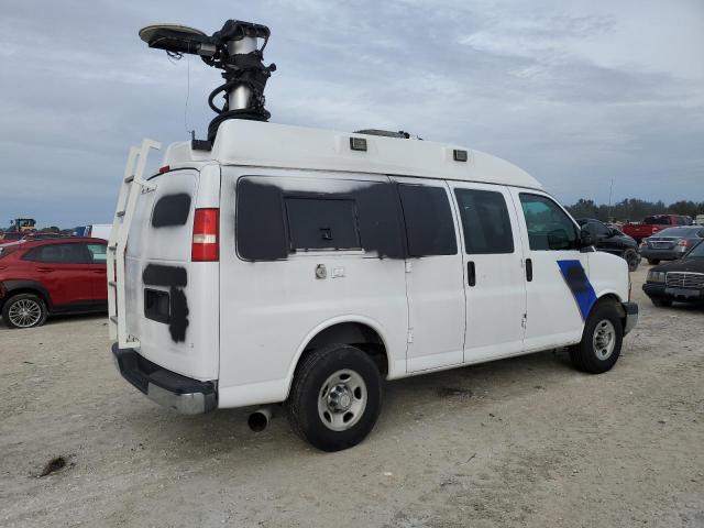 1GCZGTCLXD1154838 - 2013 CHEVROLET EXPRESS G3 WHITE photo 3