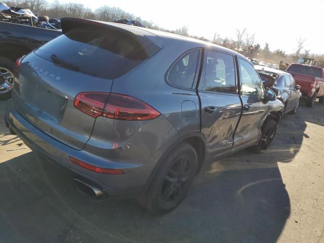 WP1AA2A2XGKA13929 - 2016 PORSCHE CAYENNE GRAY photo 3