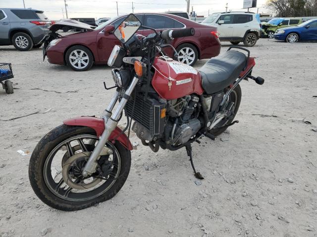 JH2RC2206FM101950 - 1985 HONDA VF700 S RED photo 2