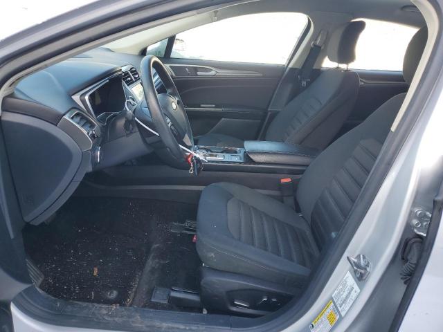 3FA6P0H70HR203141 - 2017 FORD FUSION SE SILVER photo 7