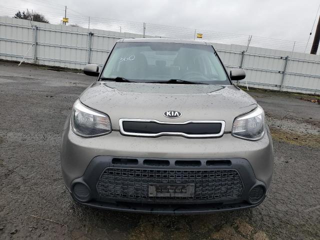 KNDJN2A25G7275124 - 2016 KIA SOUL GRAY photo 5