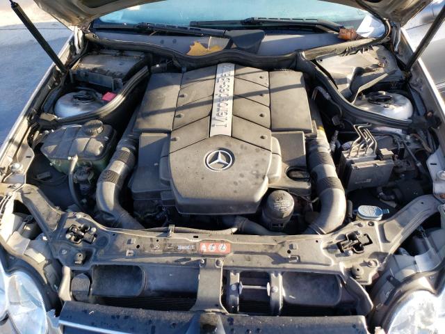 WDBTK75J95F145459 - 2005 MERCEDES-BENZ CLK 500 GRAY photo 11