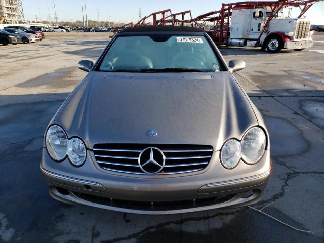 WDBTK75J95F145459 - 2005 MERCEDES-BENZ CLK 500 GRAY photo 5