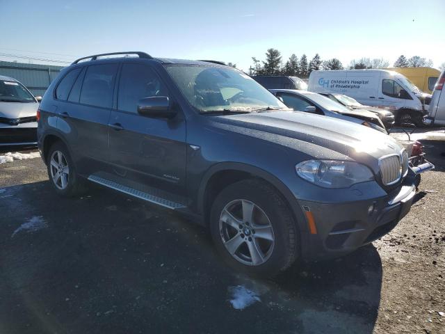 5UXZW0C57C0B88728 - 2012 BMW X5 XDRIVE35D GRAY photo 4