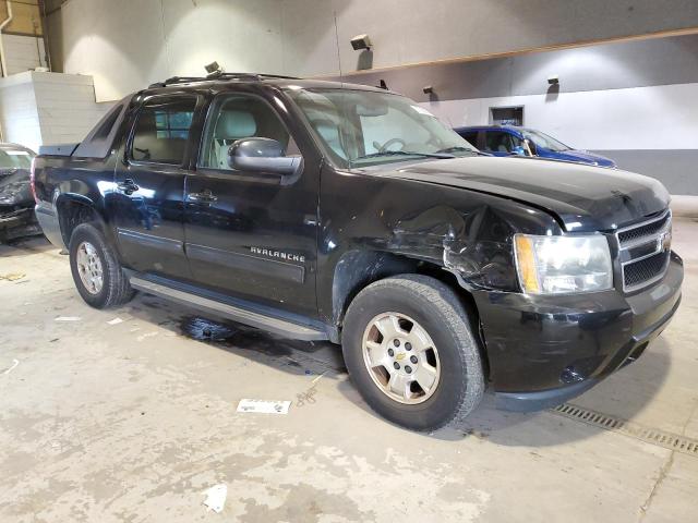 3GNTKFE36BG397040 - 2011 CHEVROLET AVALANCHE LT BLACK photo 4