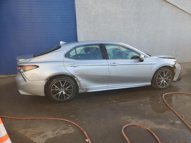 4T1G11AK3PU166027 - 2023 TOYOTA CAMRY SE NIGHT SHADE SILVER photo 3