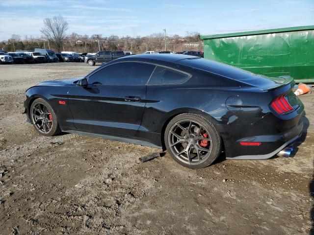 1FA6P8CF7J5161623 - 2018 FORD MUSTANG GT BLACK photo 2