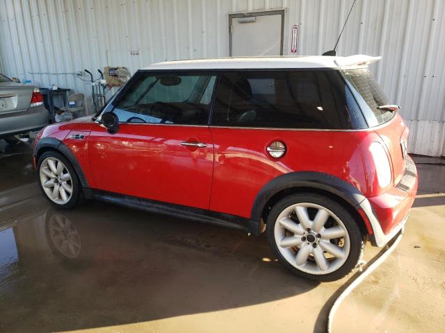 WMWRE33535TL10776 - 2005 MINI COOPER S RED photo 2