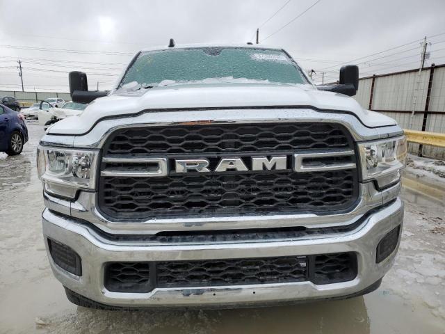 3C6UR4HJ2NG246599 - 2022 RAM 2500 TRADESMAN WHITE photo 5