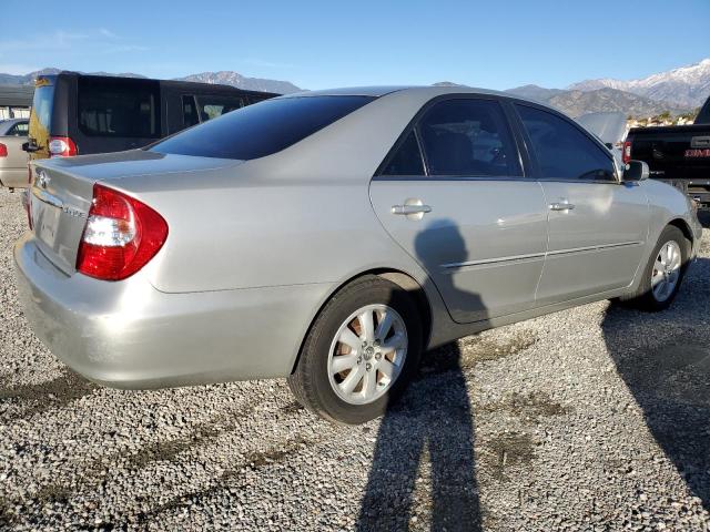 4T1BE32K54U882318 - 2004 TOYOTA CAMRY LE SILVER photo 3