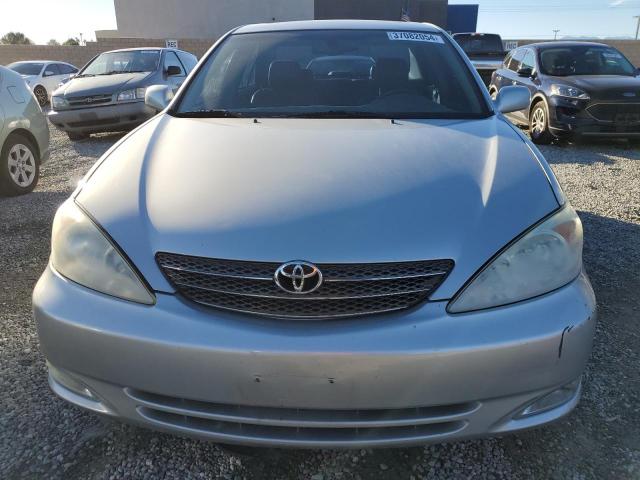 4T1BE32K54U882318 - 2004 TOYOTA CAMRY LE SILVER photo 5