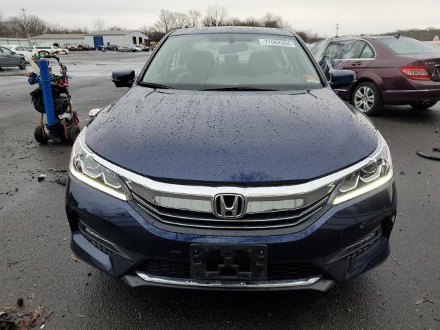 1HGCR2F87HA147497 - 2017 HONDA ACCORD EXL BLUE photo 5