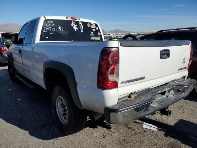 1GCHC29U53E139639 - 2003 CHEVROLET SILVERADO C2500 HEAVY DUTY WHITE photo 2