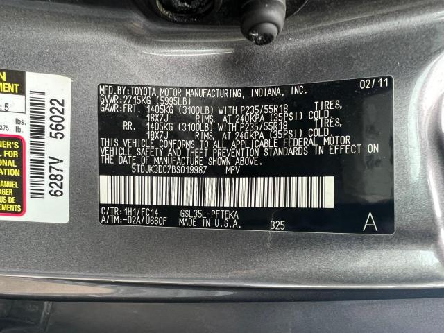 5TDJK3DC7BS019987 - 2011 TOYOTA SIENNA LE GRAY photo 10