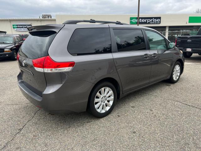 5TDJK3DC7BS019987 - 2011 TOYOTA SIENNA LE GRAY photo 4