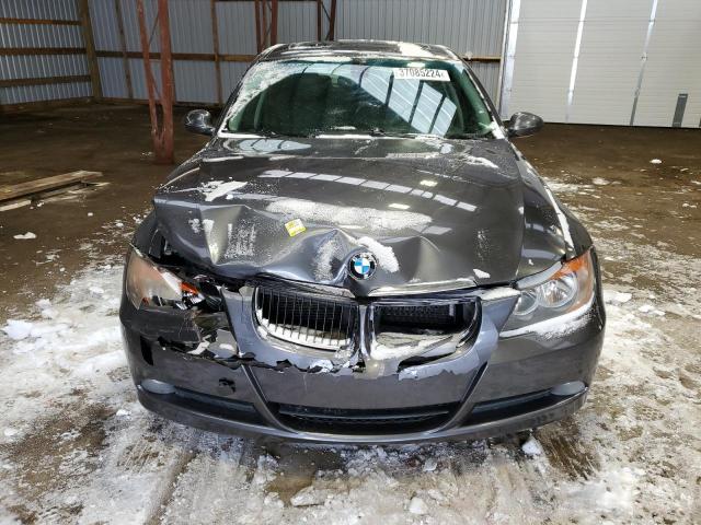 WBAVH13508KC98710 - 2008 BMW 323 I GRAY photo 5