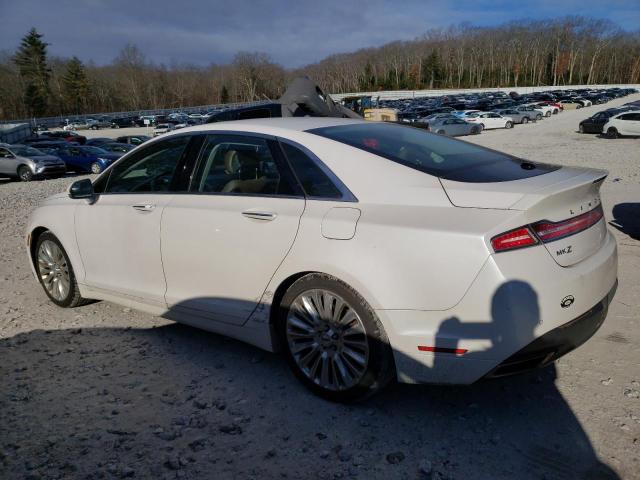 3LN6L2J95GR634260 - 2016 LINCOLN MKZ WHITE photo 2