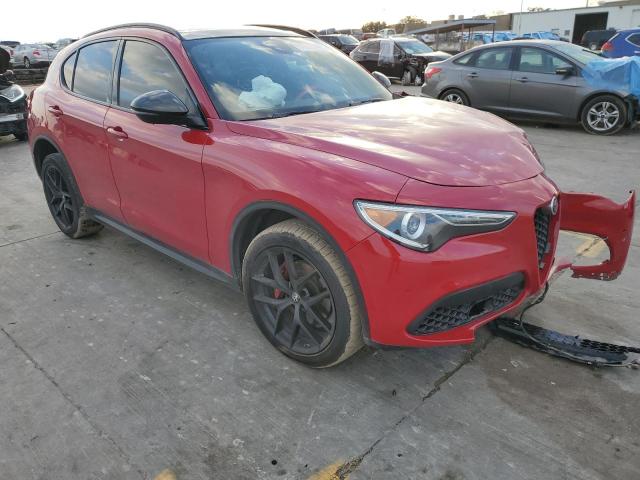 ZASPAKBN0K7C44233 - 2019 ALFA ROMEO STELVIO TI RED photo 4