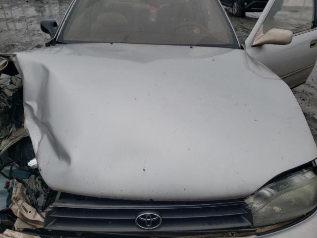 4T1GK12C2RU059560 - 1994 TOYOTA CAMRY LE SILVER photo 11