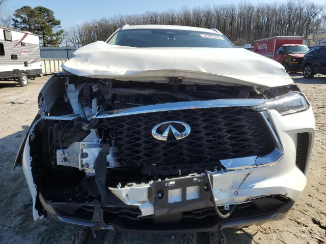 5N1DL1FS7NC343932 - 2022 INFINITI QX60 LUXE WHITE photo 5