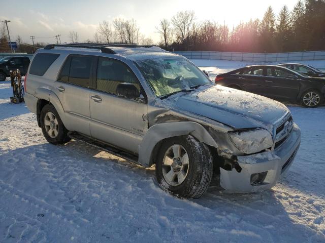 JTEBU14R58K012135 - 2008 TOYOTA 4RUNNER SR5 SILVER photo 4