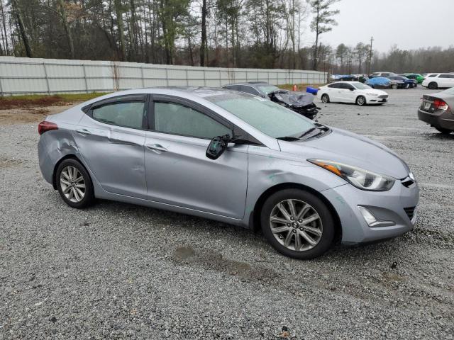 5NPDH4AE5GH683306 - 2016 HYUNDAI ELANTRA SE SILVER photo 4